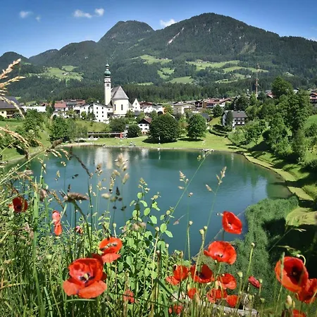 Woelzenberg Alm Apartamento *